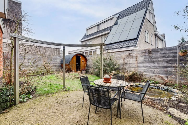 Foto 3 van Santhorsthof 37