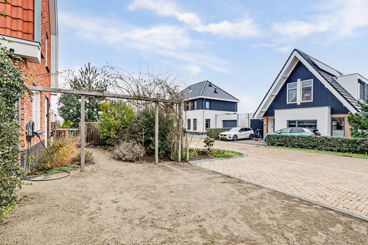 Foto 38 van Santhorsthof 37