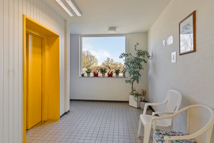 Photo 15 of Beethovenstraat 25