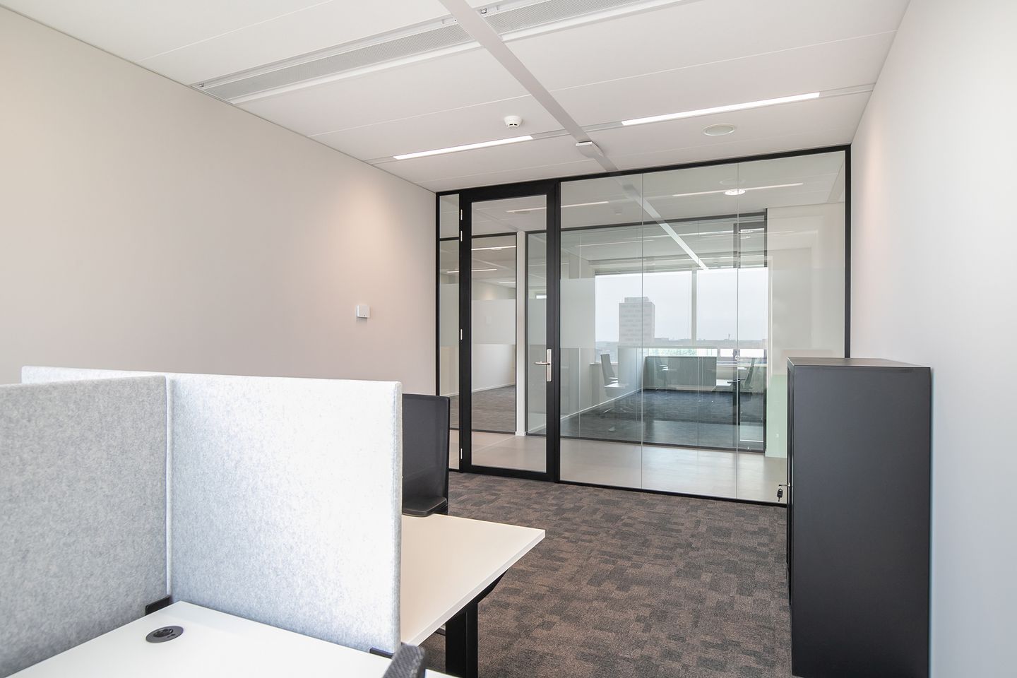 Bekijk foto 1 van De entree 201