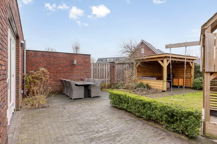 Foto 29 van Vloetheuvel 32