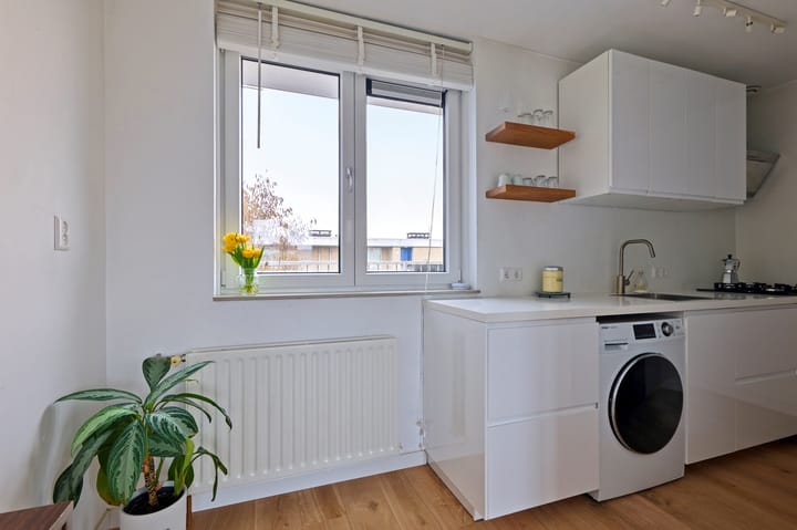 Photo 11 of Jan Witheijnstraat 61