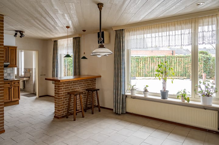 Foto 14 van Resedastraat 1