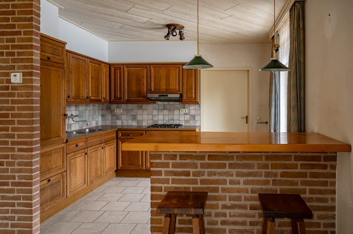 Foto 15 van Resedastraat 1