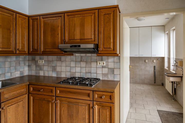 Foto 18 van Resedastraat 1