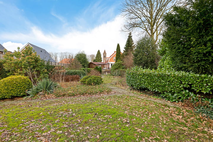 Photo 44 of Postweg 128