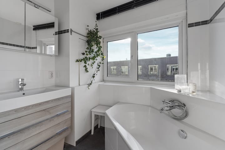 Foto 29 van Looierstraat 22-2