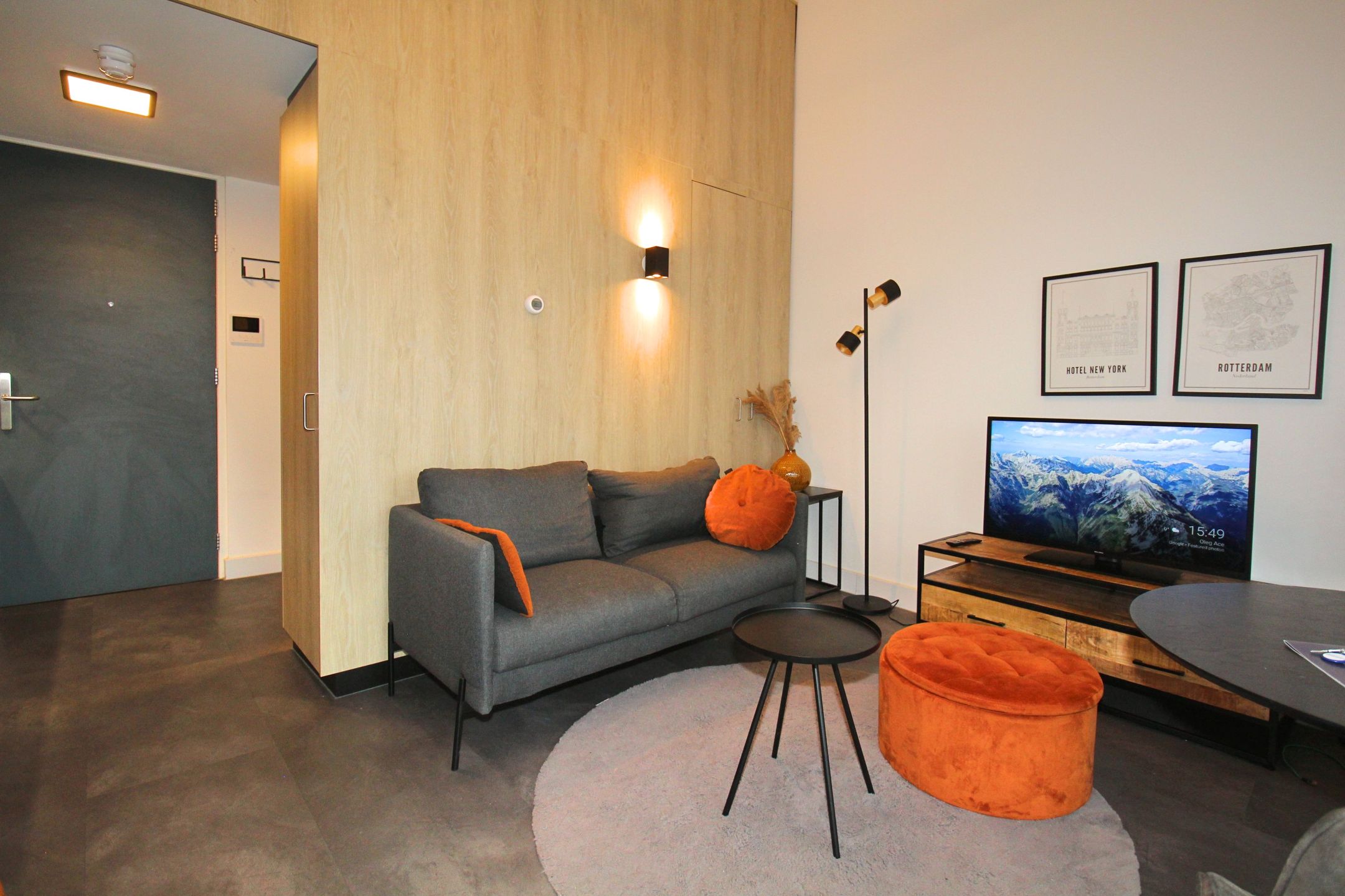 Photo 6 of Mauritsstraat 251-N