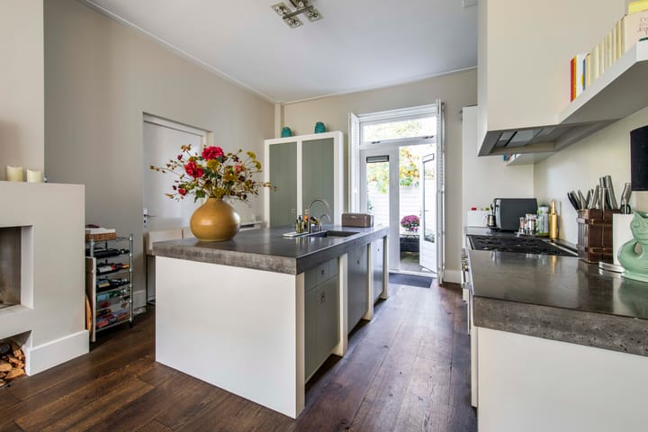 Foto 10 van Pastoorstraat 12