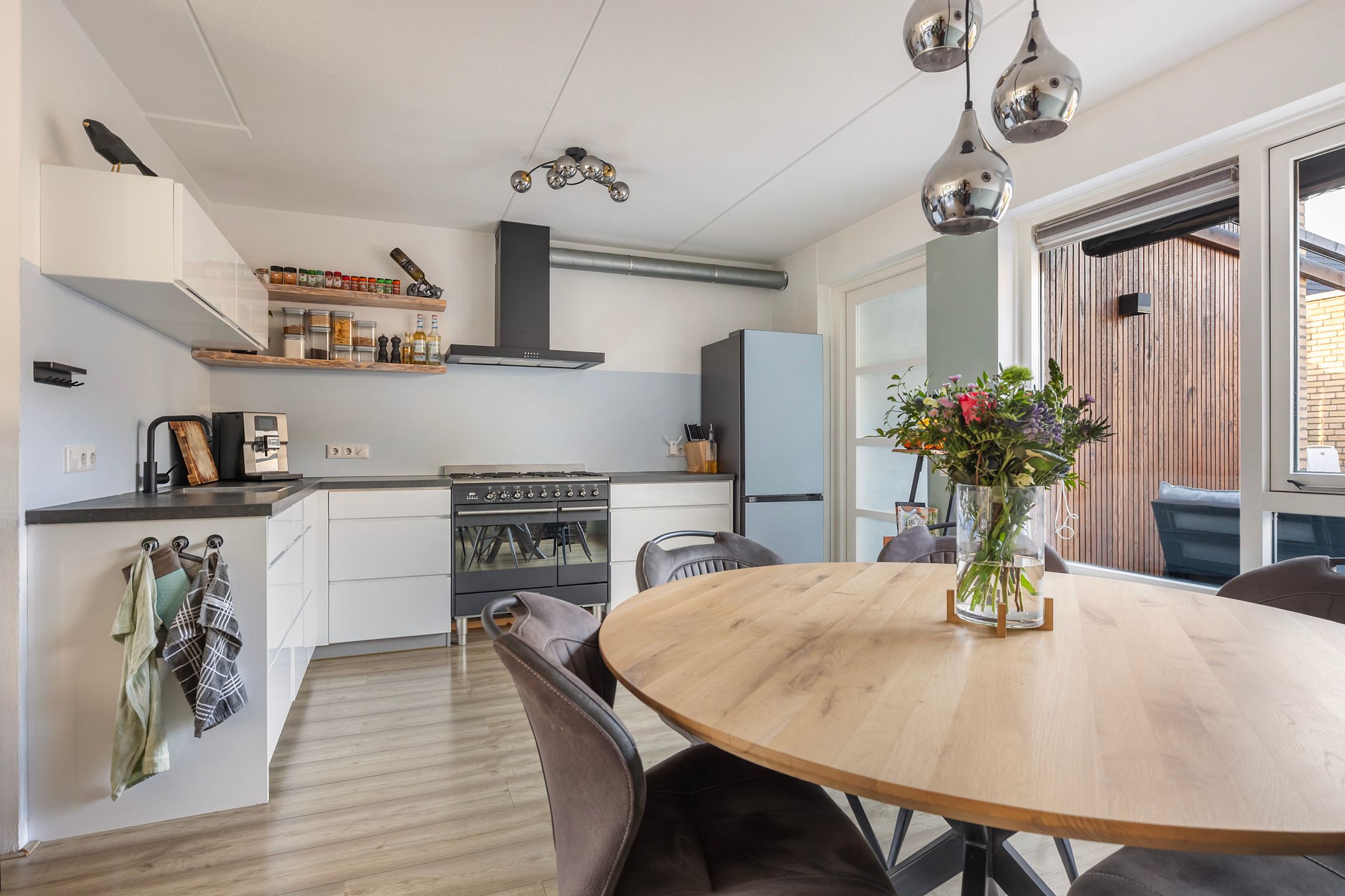 Photo 9 of Fitislaan 49