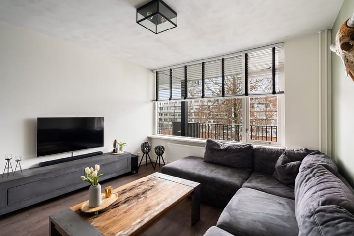 Foto 10 van Troelstralaan 22