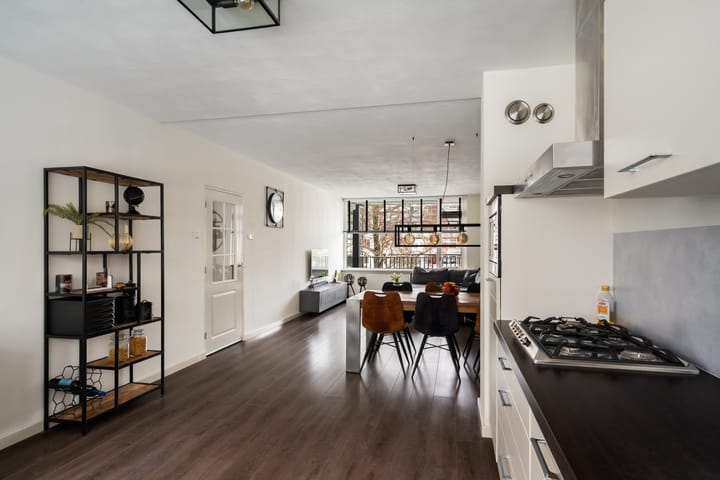 Foto 12 van Troelstralaan 22