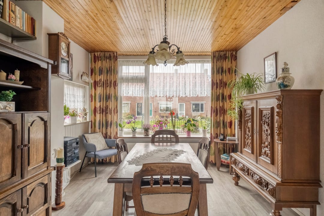 Photo 11 of Raadhuisstraat 53