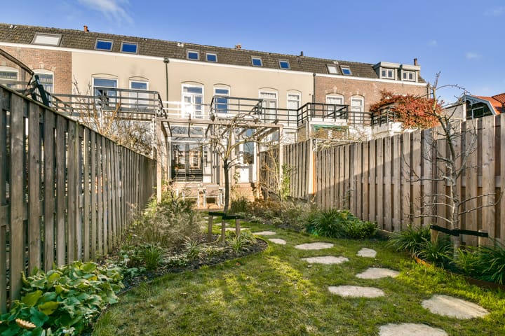 Foto 37 van Graaf Florisweg 16