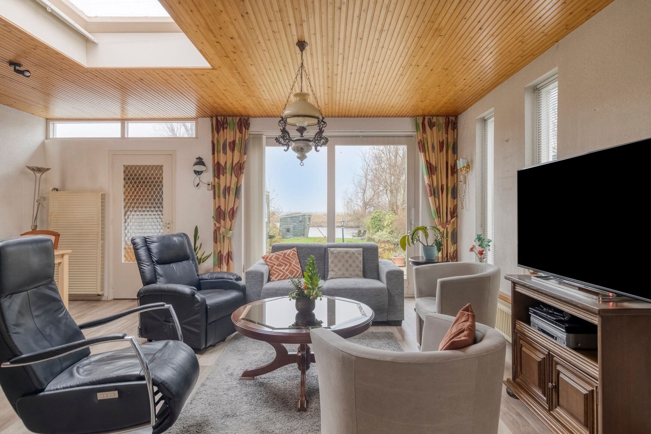 Photo 3 of Raadhuisstraat 53