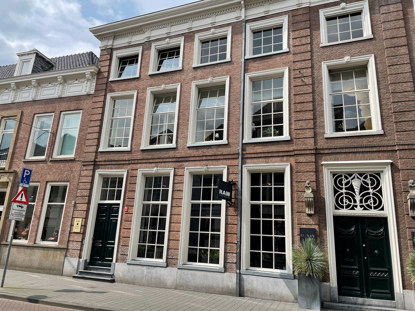 Bekijk foto 2 van Verwersstraat 25