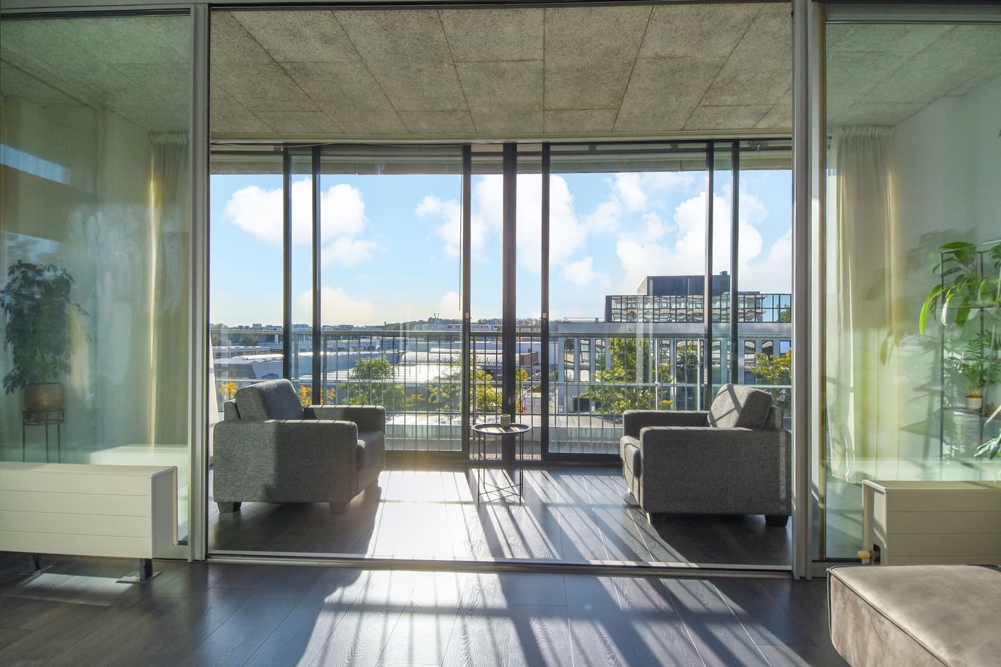 Foto 4 van Sir Winston Churchillln 289-F011