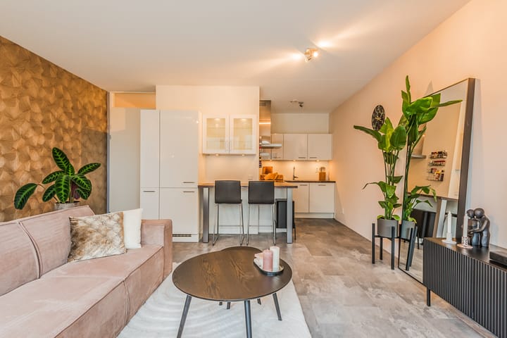 Foto 14 van Denemarkenstraat 142