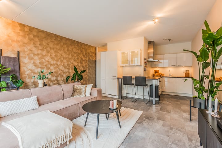 Foto 17 van Denemarkenstraat 142