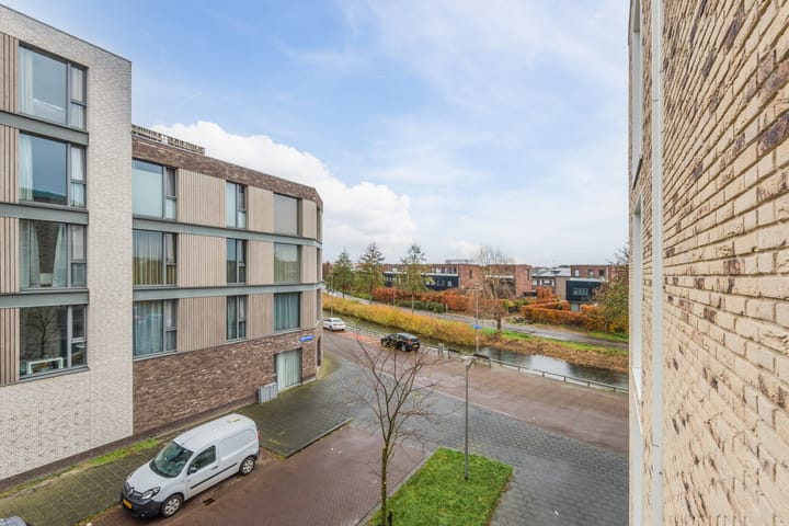 Foto 36 van Denemarkenstraat 142