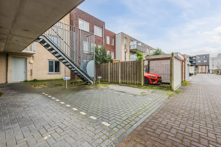 Foto 40 van Denemarkenstraat 142