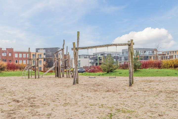 Foto 44 van Denemarkenstraat 142