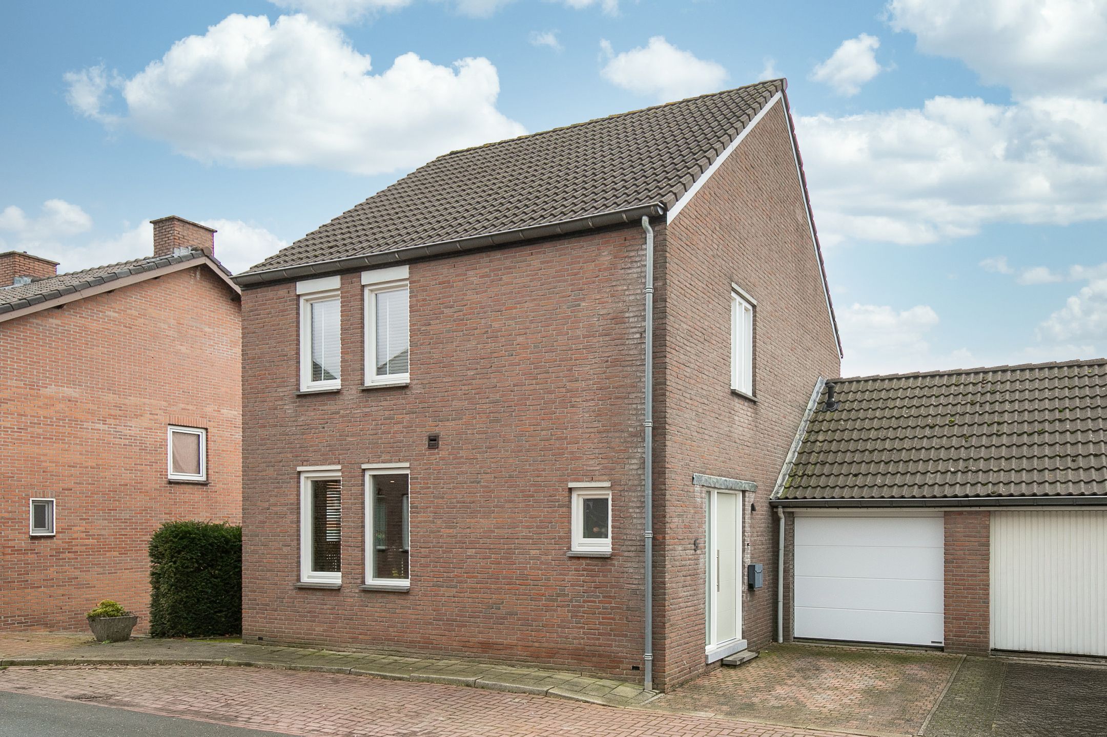 Buying a house in The Netherlands., Ravensboschstraat 5