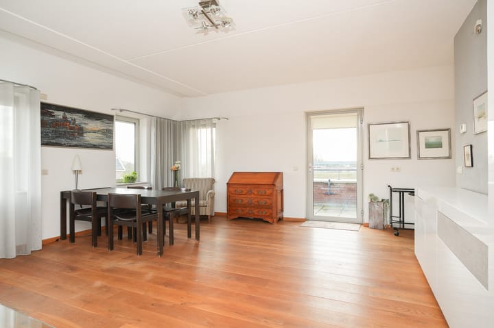 Photo 9 of Maasdijk 60-D