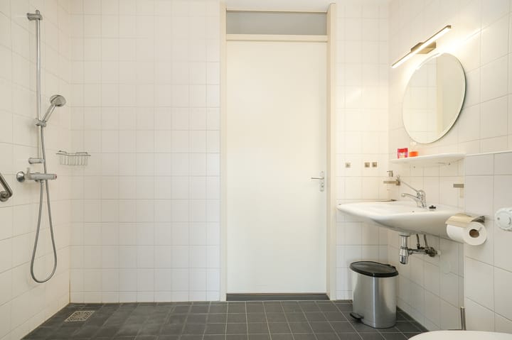 Photo 24 of Maasdijk 60-D