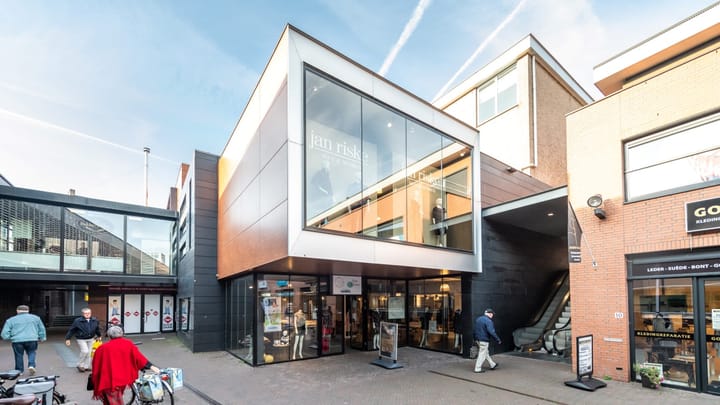 Overtoompassage 12, Papendrecht