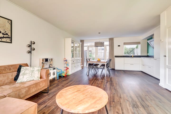 Foto 9 van Tuinlaan 82