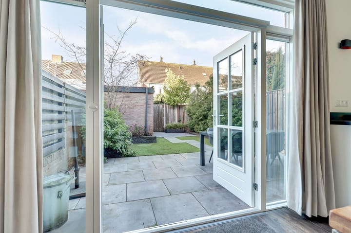 Foto 19 van Tuinlaan 82