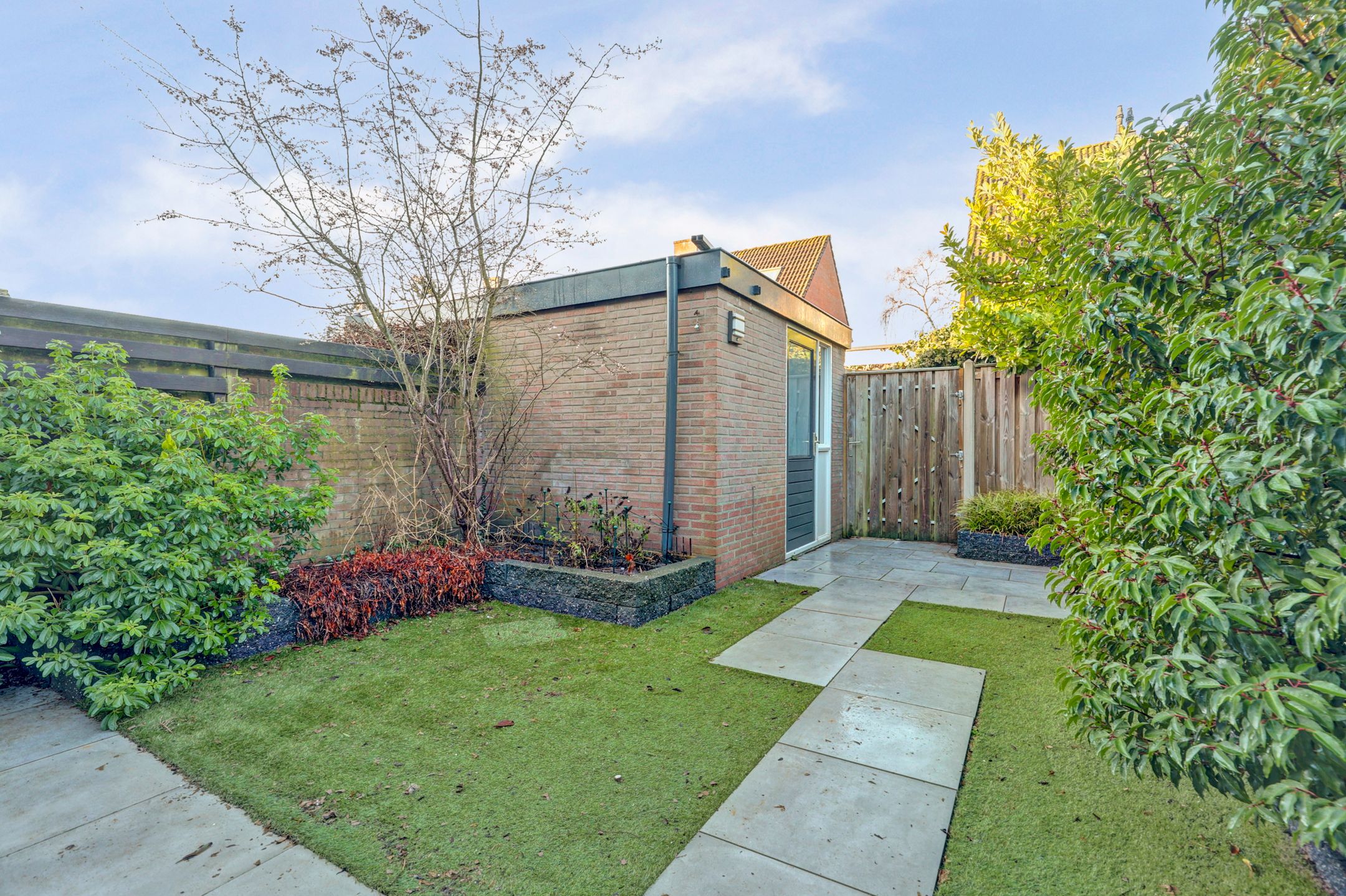 Foto 21 van Tuinlaan 82