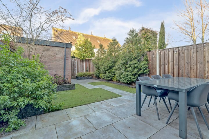 Foto 22 van Tuinlaan 82