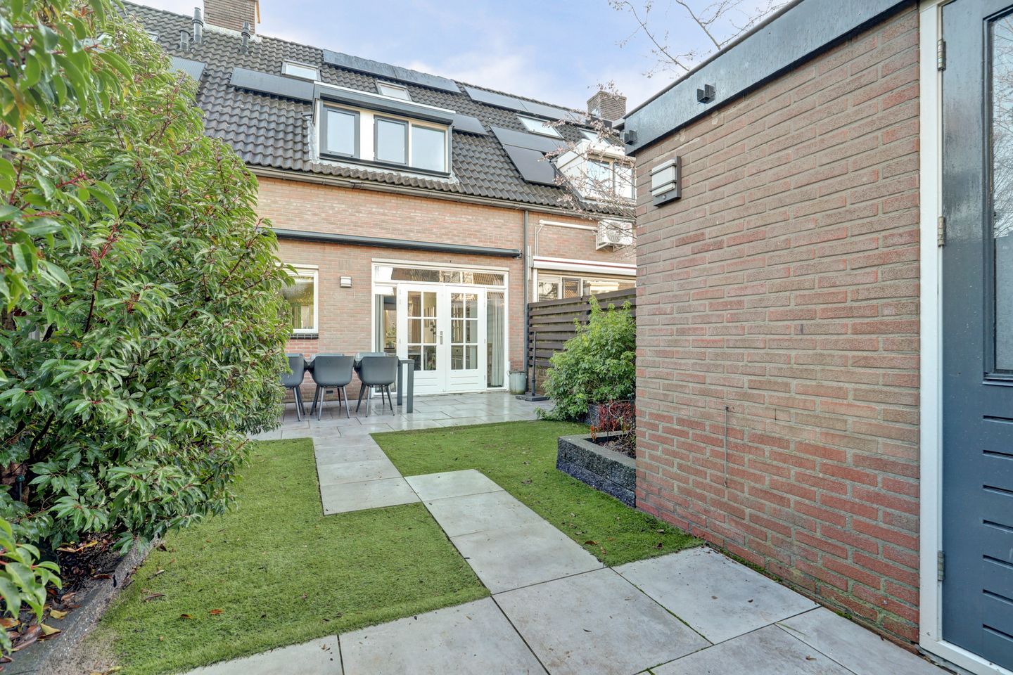 Foto 25 van Tuinlaan 82