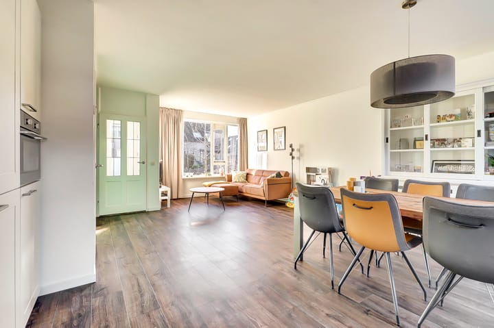 Foto 10 van Tuinlaan 82