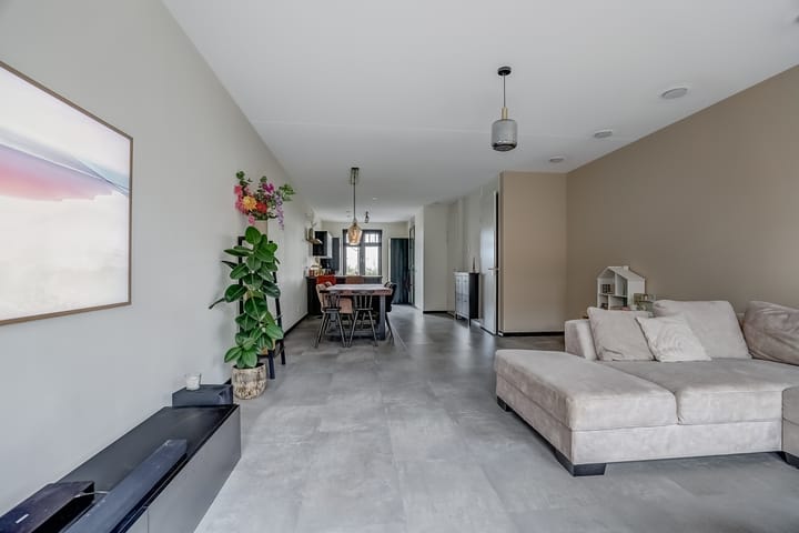 Foto 9 van Zonnebaars 55