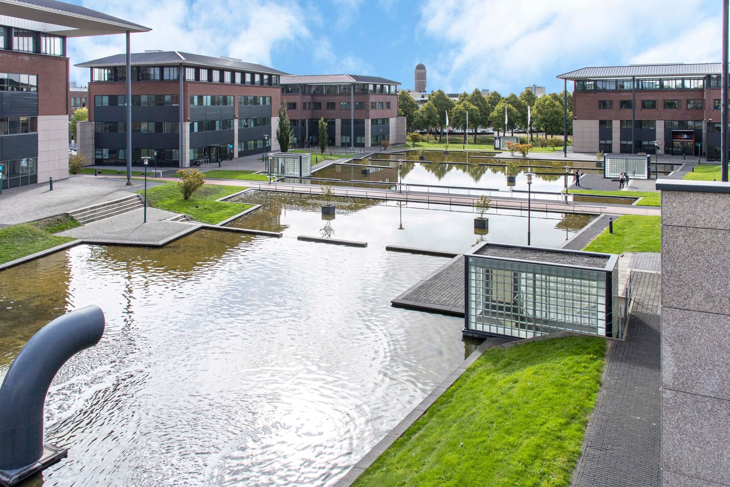 Bekijk foto 3 van Maria Montessorilaan 21