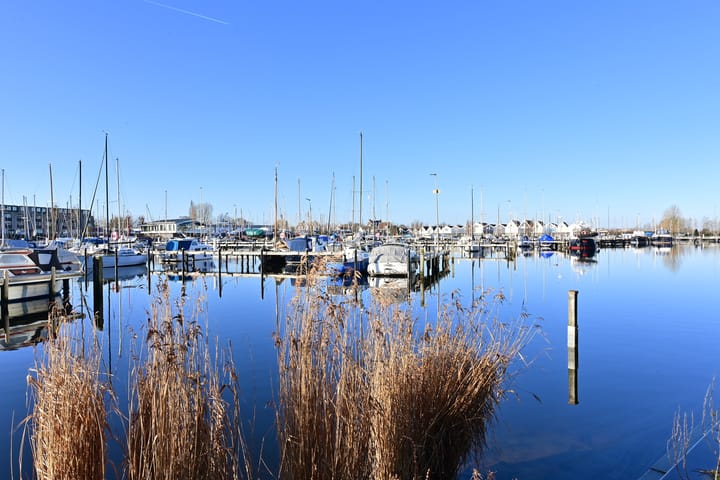 Foto 2 van Labradorstroom 91