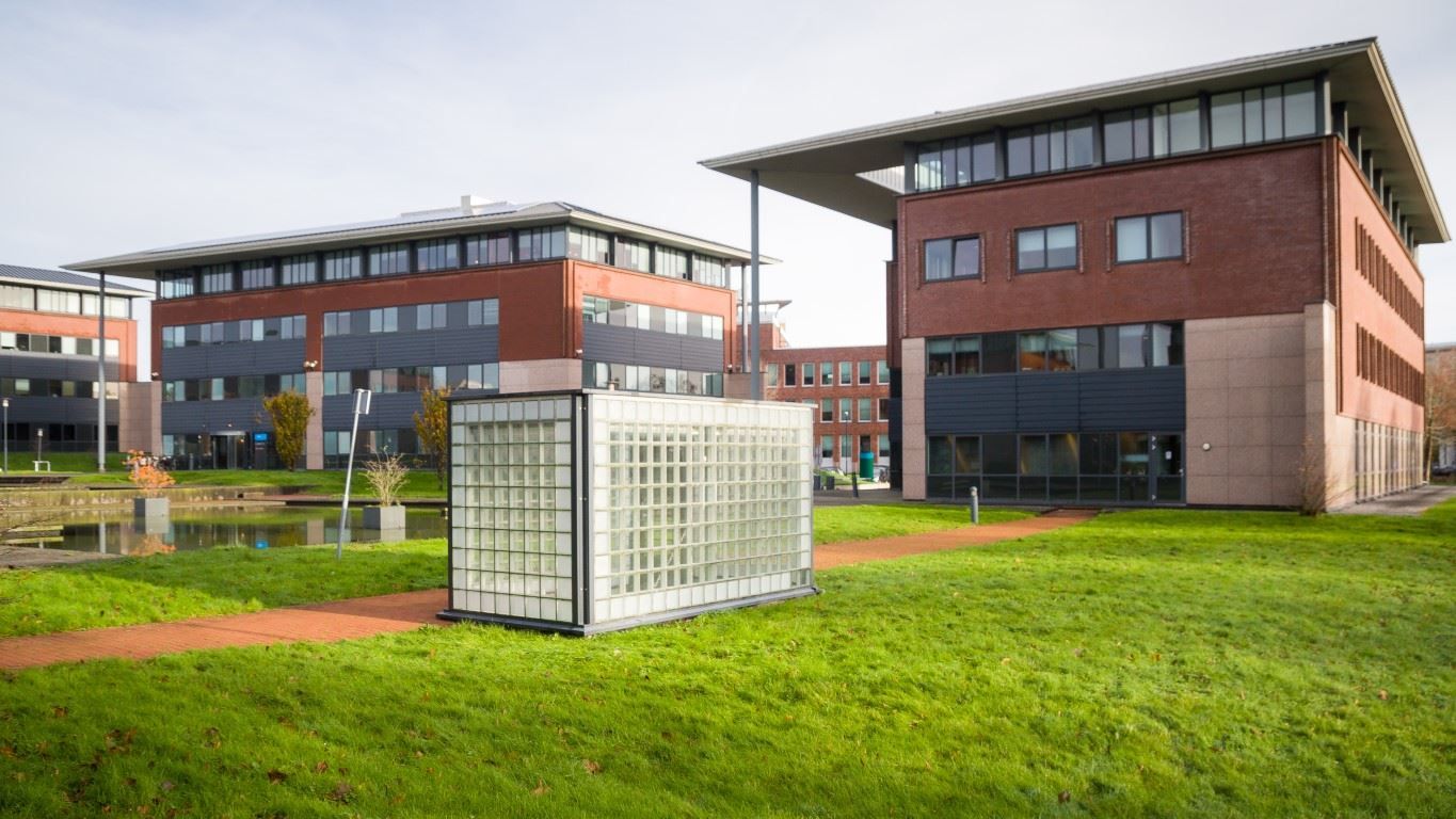 Bekijk foto 5 van Maria Montessorilaan 21