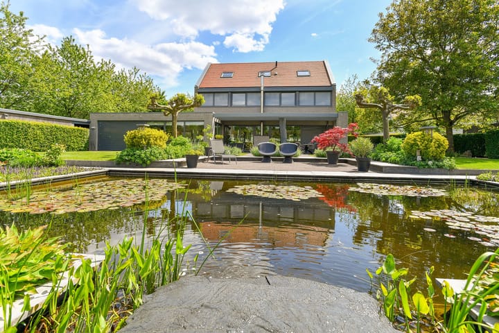 Foto 4 van John Grosmanstraat 4