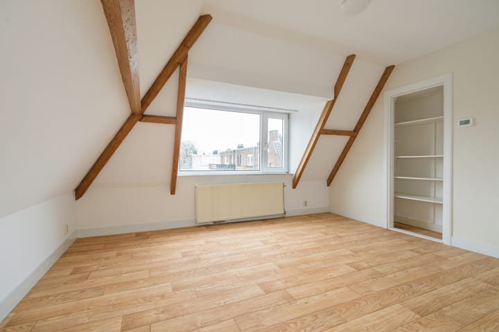 Foto 2 van Don Boscoplein 1-D