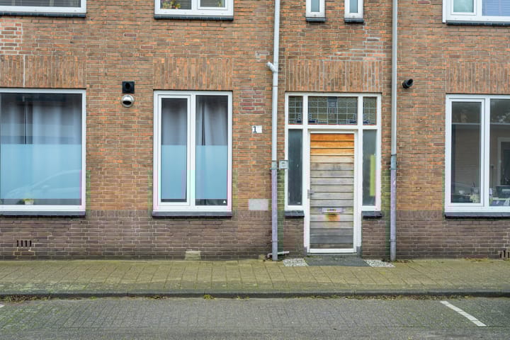 Foto 7 van Don Boscoplein 1-D