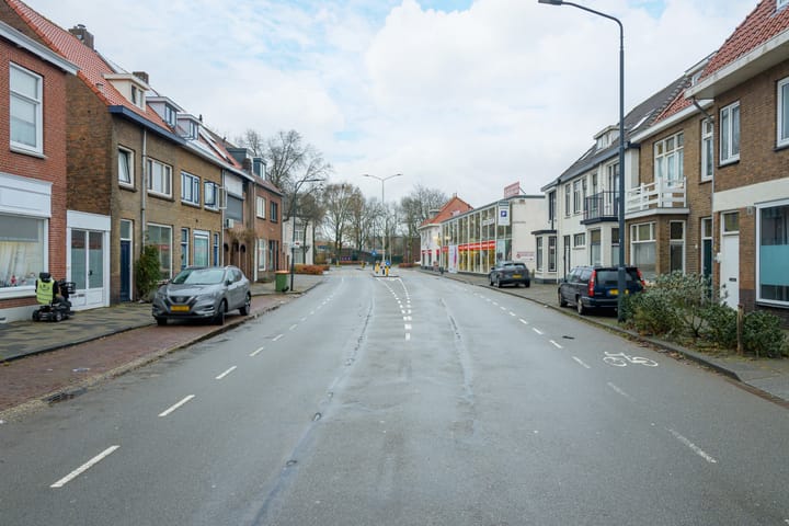 Foto 31 van Don Boscoplein 1-D