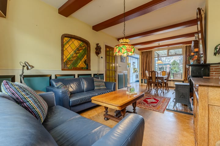 Foto 4 van Van der Helststraat 12