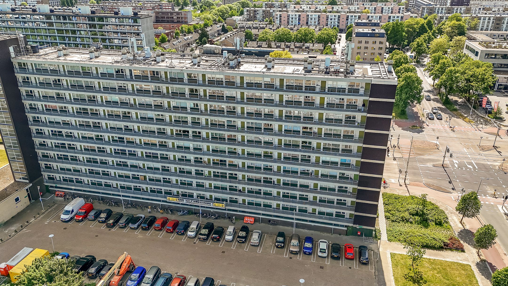 Foto 39 van Beneluxlaan 24