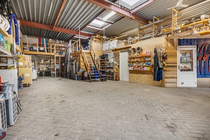 Prins Bernhardlaan 16, Ede