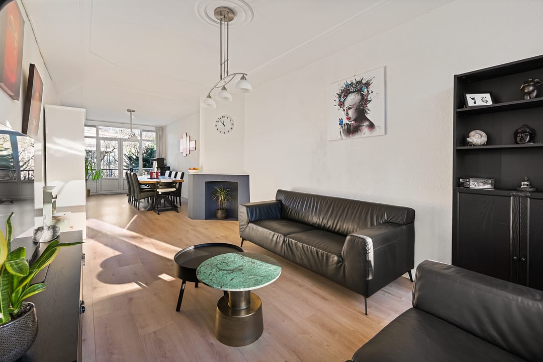 Foto 11 van Caan van Necklaan 255