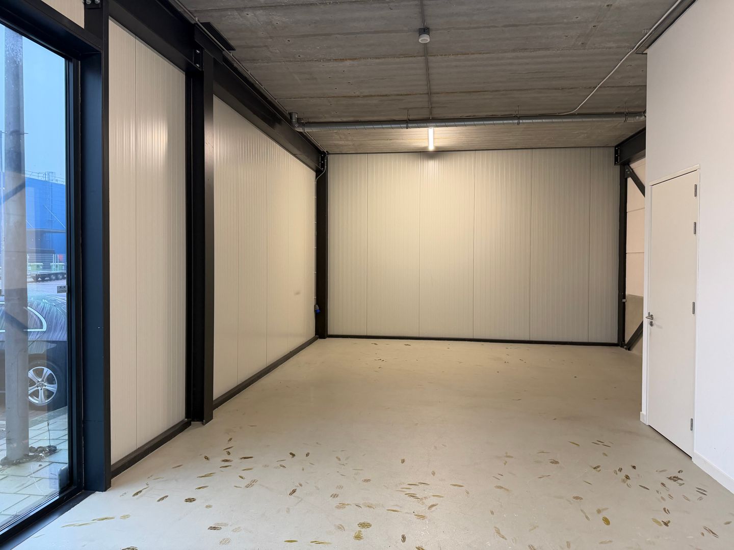 View photo 5 of Bolstoen 12-X