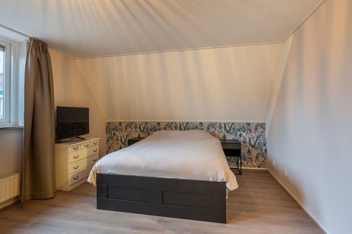 Foto 20 van Julianastraat 10